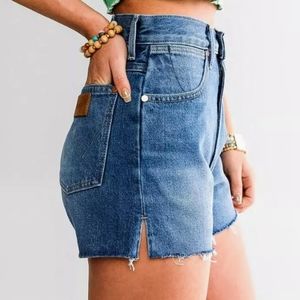 Wrangler High Rise Festival Short NWT